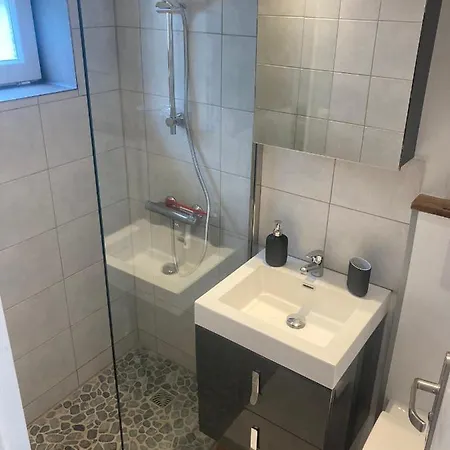 Διαμέρισμα Avec Terrasse Et Parking Au Mans *