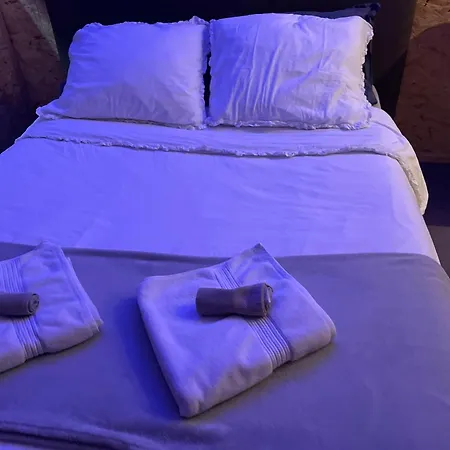 Avec Terrasse Et Parking Au Mans