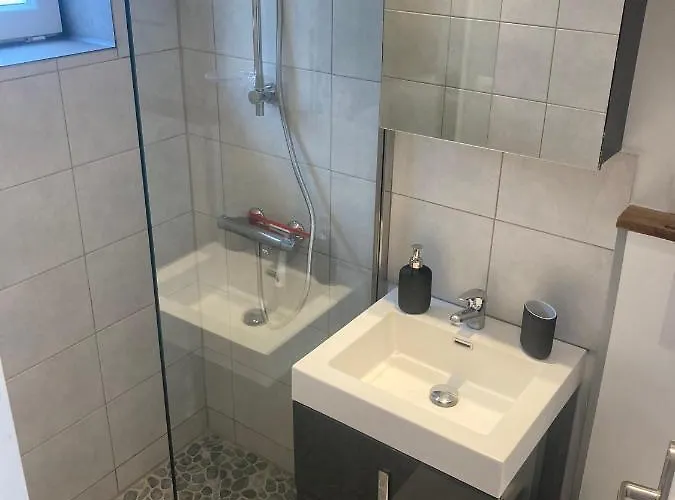 Apartament Avec Terrasse Et Parking Au Mans *