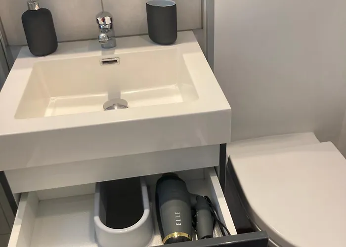 Avec Terrasse Et Parking Au Mans Le Mans