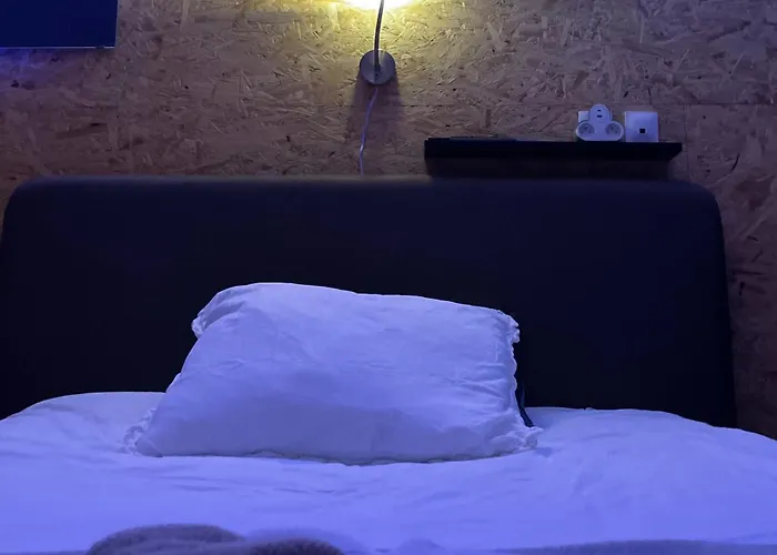 Avec Terrasse Et Parking Au Mans Le Mans